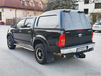 Predám Toyotu Hilux 4 WD 3.0TD 126,0 KW - 5