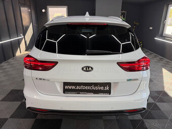Kia Ceed SW 1.6 CRDi MHEV Gold A/T - 5
