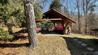 TARGETreal | NA PREDAJ REKREAČNÁ CHATA S 5 STAVEBNÝMI POZEMK - 5