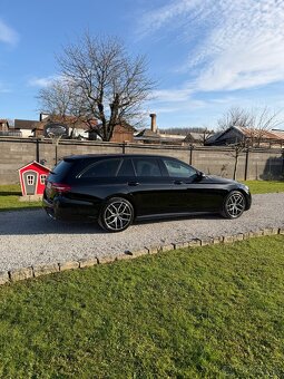 Mercedes-Benz E220 d A/T AMG-Line - 5
