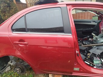 Mitsubishi lancer 2011 dvere - 5
