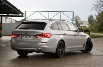 BMW 520d Touring z roku 2017 - 5