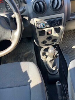 Dacia Logan 1,4 benzín - 5