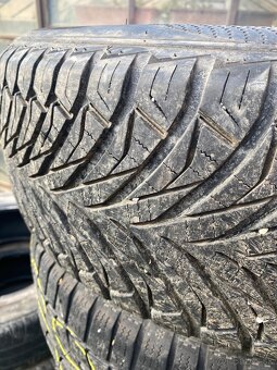 Celoročná 215/60R17 - 5