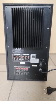 Predám aktívny subwoofer Genius - 5