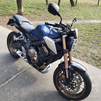 Honda CB650R - 5