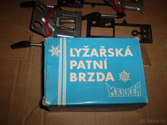 Staršie zjazdové lyže, pätná brzda, lyžiarky - 5