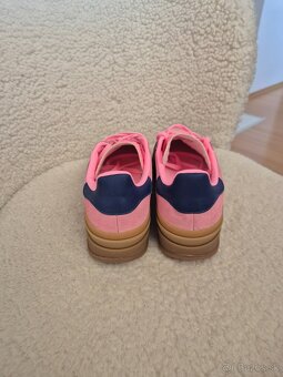Dámske Adidas Gazelle veľkosť 38 2/3,vnútorná dĺžka 24cm - 5