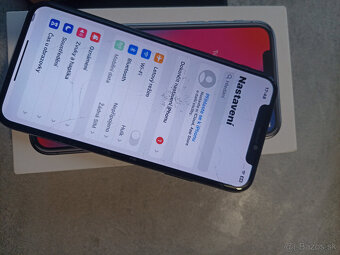 Apple iPhone X - 5