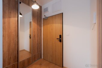 Kompletne zariadený apartmán s výhľadom a parkovaním v proje - 5