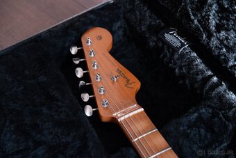 Limited Edition Vintera® II Road Worn® '60s Stratocaster® - 5