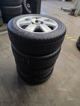 Fabia kompletne letne a alu disky - 5