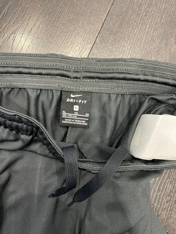 Suprava Nike-Liverpool - 5