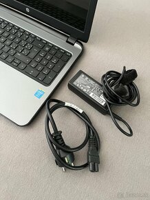 Notebook HP 15-r005nc (Hewlett-Packard) - 5