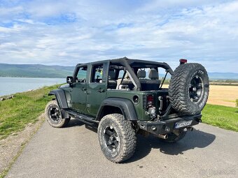 Jeep Wrangler Rubicon - 5