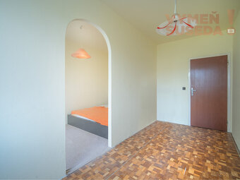 VYMEŇ SUSEDA – PRIESTRANÝ 4 IZB. BYT s LOOGIOU a PIVNICOU,  - 5