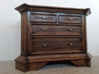 Starožitná komoda + zrcadlo, nábytek z masívu - 5