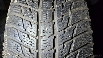 NOKIAN. 255 55 r19 - 5