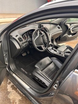 Opel insignia ST - 5