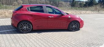 Alfa Romeo Giulietta TBI QV - 5