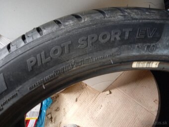 255/40 R20 101W Michelin Pilot Sport EV 1ks letná pneu - 5