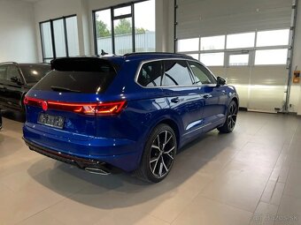 Volkswagen Touareg 3.0 V6 TDI R-LINE - 5