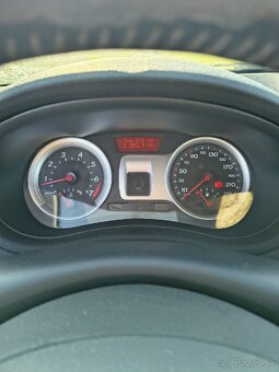 Renault Clio - 5