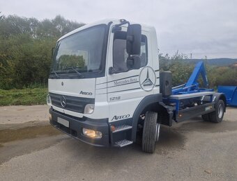 Mercedes Atego 1218 hákový nosič kontajnerov - 5