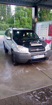 Toyota RAV4 2005 - 5