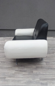 Pohovka dizajnová. - 5