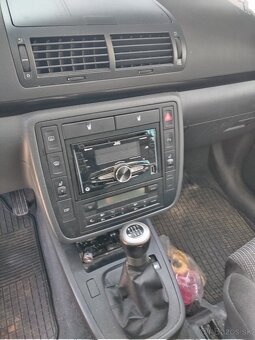 Seat Alhambra 2.0tdi 103 kW 2006 - 5