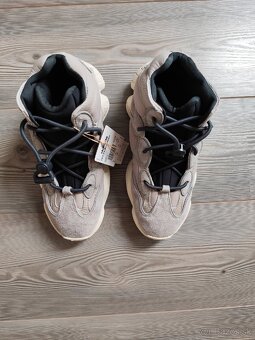 Adidas Yeezy 500 High Mist Stone, veľkosť 44 2/3, zľava 35% - 5
