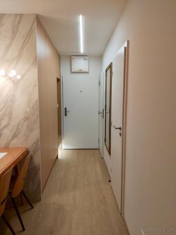 Na predaj moderný 2-izbový byt v Petržalke - 5