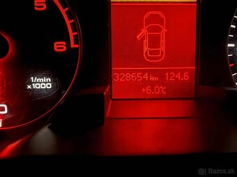 Audi A4 B8  2,0Tdi - 5