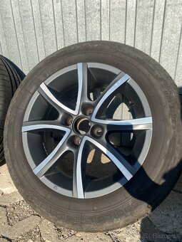 Ponúkam letné pneu DANLOP na diskoch MAK - 5