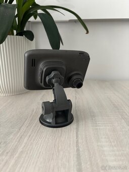Autokamera Navitel RE5 DUAL GPS - 5