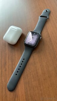 Apple Watch SE (1.gen) + Apple AirPod 2 generácie - 5