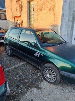 Predám Volkswagen golf 3 benzín - 5