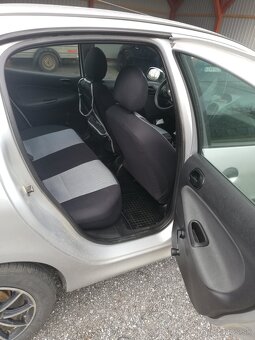 Peugeot 206 - 5