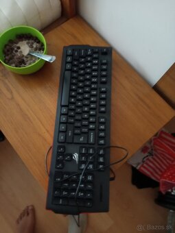 Názov💻 Lenovo ThinkPad i5/16GB/SSD + nová kláves - 5