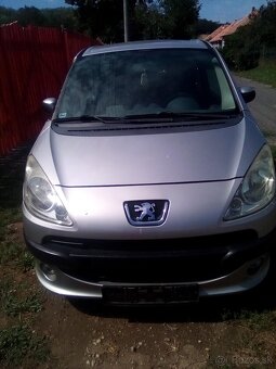 Peugeot 1007 na náhradné diely_lacno 400za všetko - 5
