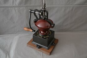 Mlynček na kávu Peugeot A 1 - 5