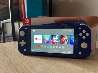 Nintendo switch Lite - 5
