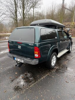 Toyota Hilux 3.0 - 5