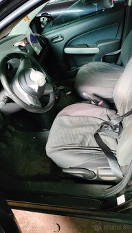 Mazda 2 1.3 Havarovaná - 5