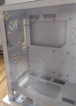 PC skrina, počítačový case - 5