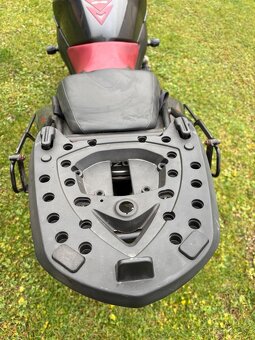 Predám SUZUKI GSR 600 - 5