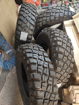 235/85 R16 BF Goodrich - 5