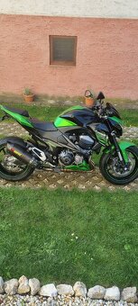 Kawasaki Z800 - 5