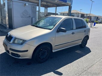 Škoda Fabia - 5